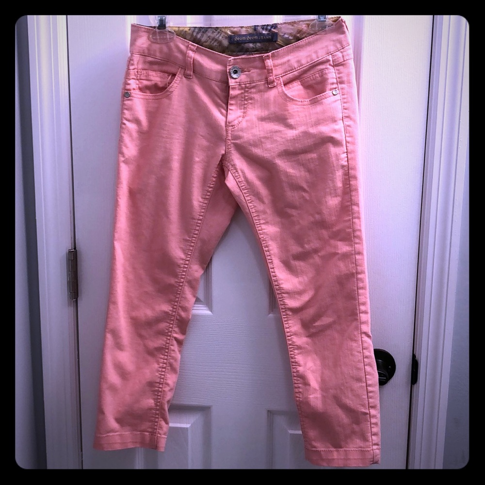 Pink Capri semi stretch jeans